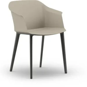 Aanbieding Geo kuipstoel in de kleur zand met kunststof zwart 4-pootsframe