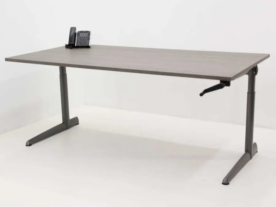 Beste Prijs Bureau Ahrend 500 - 180x90cm (bxd), werkblad logan eiken, c-poot antraciet, handslinger