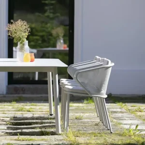 Weekendaanbieding Todus Condor fauteuil Kleur stoffen bekleding Antraciet 445 Kleur stoelonderstel Antraciet 145 Optionele regenhoes zonder