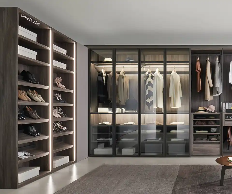 Aanbieding Livitalia Design schoenenkast Breedte B 62,5 cm Kleur corpus Elm donker binnen & buiten Hoogte H 223,6 cm LED verlichting LED verlichting per plank Optionele deuren zonder Shelves Enkele schuine bevestiging voor D 43,5 Diepte D 43,5