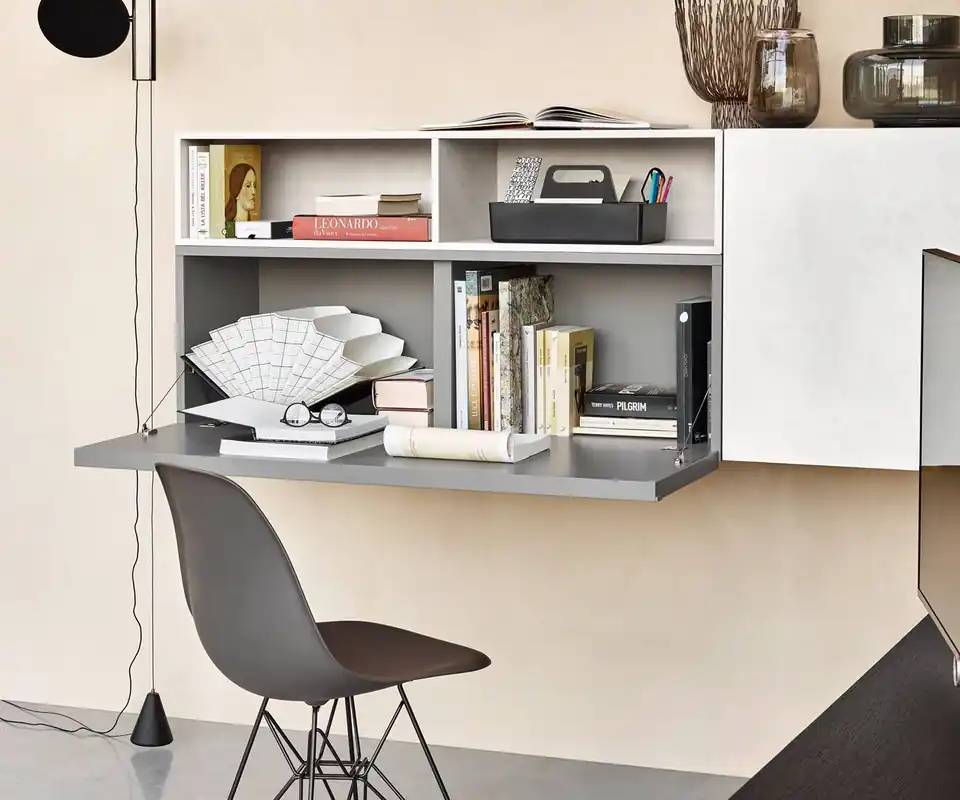 Aanbieding Livitalia Cartesio wandmeubel met bureau design B 150 cm / H 32 cm / 38,9 cm Kleuren Eiken bruin Optionele LED verlichting met LED verlichting rechts en links Optionele accessoires met T-module links en rechts